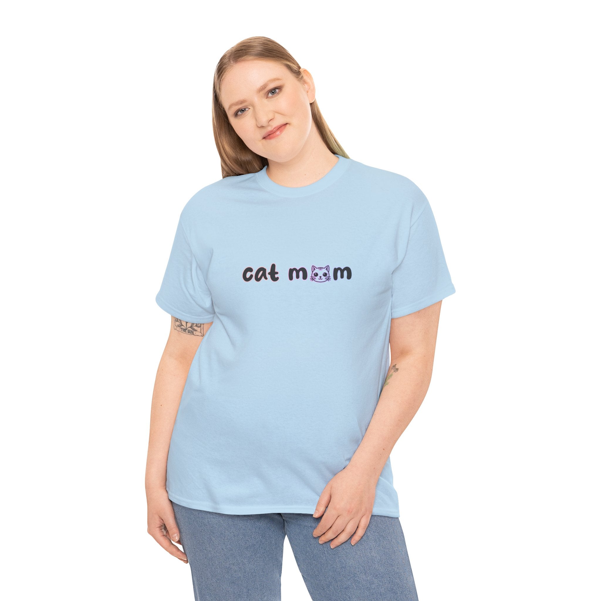 Cat Mom T-Shirt — Cute Minimalist Cat Mom Tee
